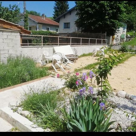 Ferienwohnung Le Studio Saint-Jean-en-Royans Exterior foto